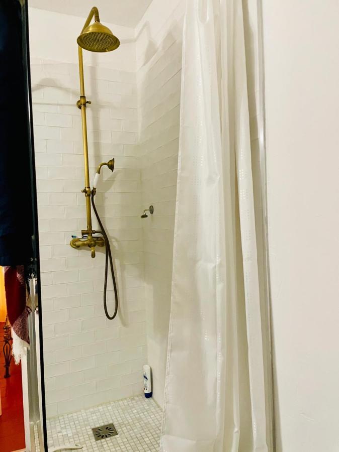 "Coco" Coquet Petit Loft Au Calme En Centre Ville De Sète Exteriör bild